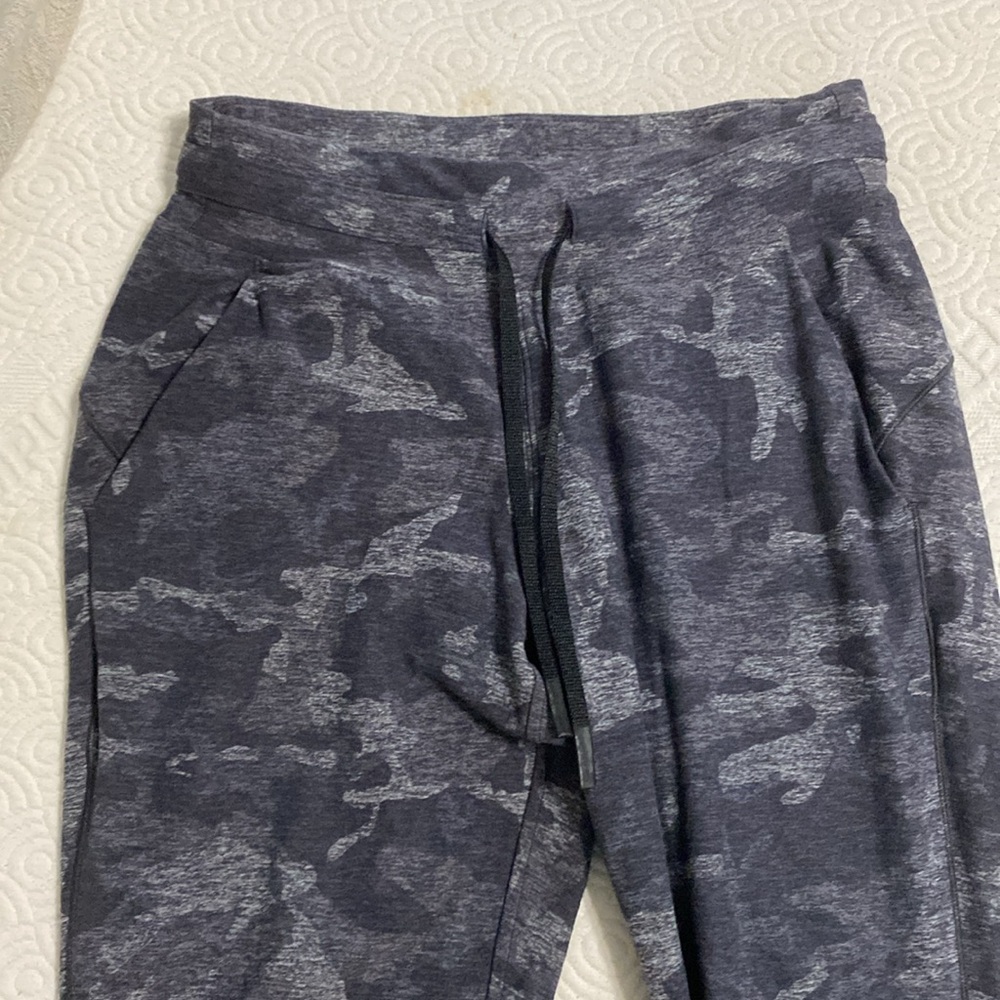 Lululemon Ready to Rulu Pant Size 4 - Picture 7 of 11